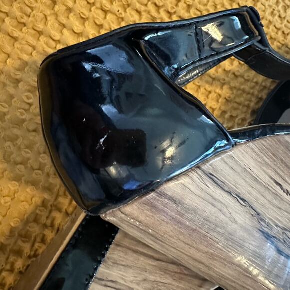 Black Patent Leather Faux Wood Grain Peep Toe SZ.8. High heel Wedge 5"  Italian - Picture 8 of 14